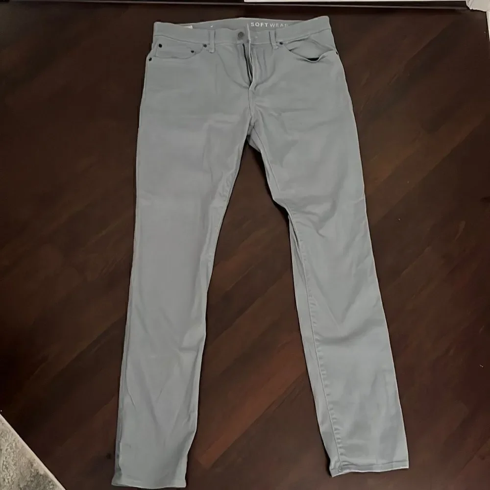 Grayish blue jeans